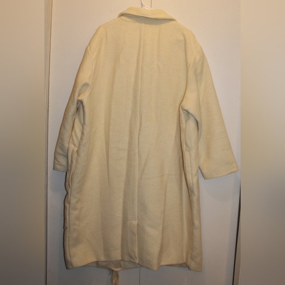 Future Collective × Reese NWT Cream White 2X Notched Double Breasted Fringe Coat - Picture 6 of 15